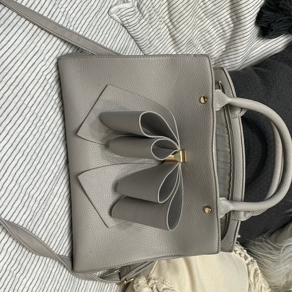 Large grey bow purse